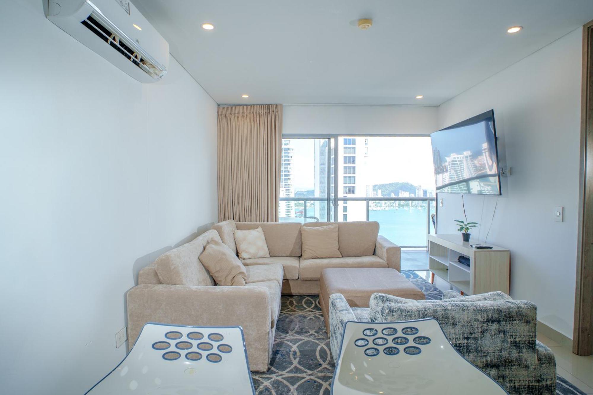 I Bedroom Infinitum View 32nd Floor Apartment